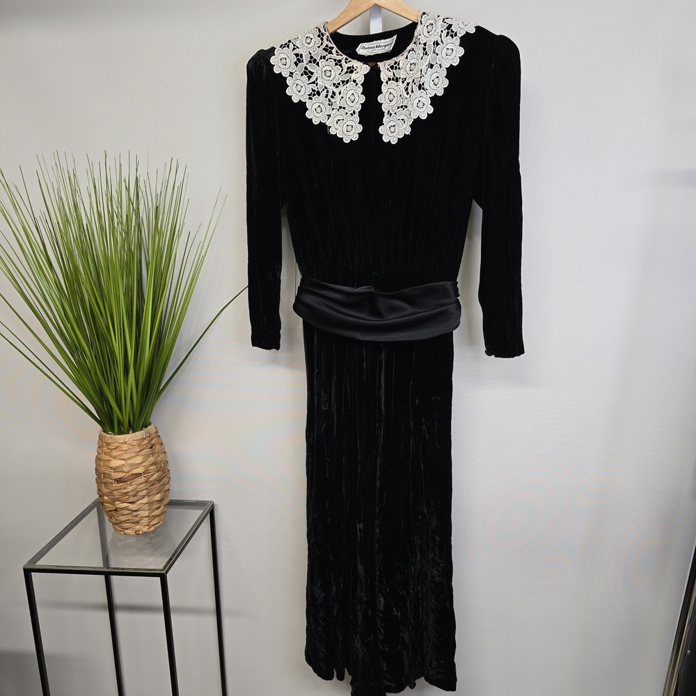 Donna Morgan Vintage‎ Black Velvet Lace Collar Maxi Dress Made in USA Size 8